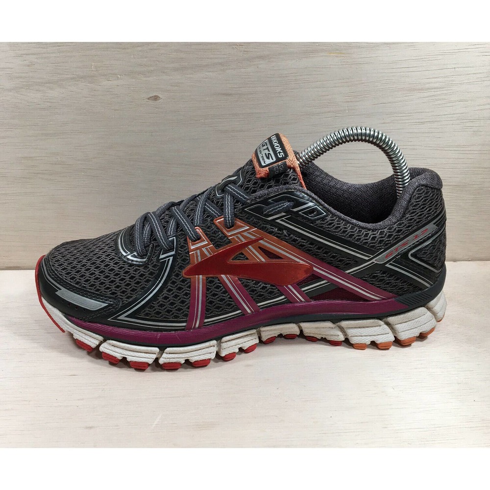 Brooks GTS Seventeen 17 Women’s Running Shoes Grey Red Purple Size 8.5 427